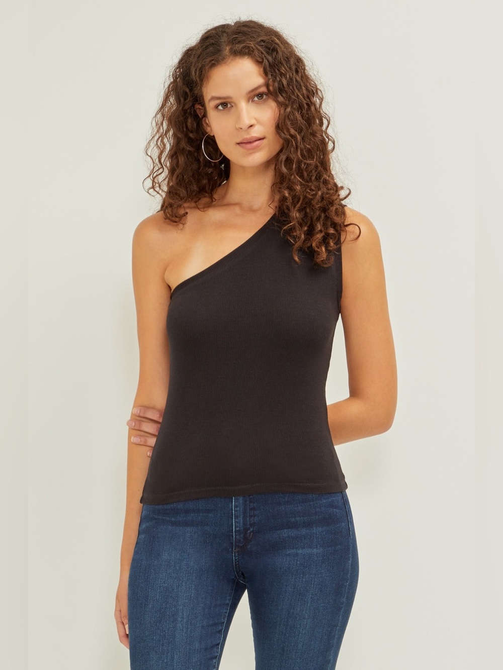 Three Dots One-Shoulder Black Ribbed Tank Top - Women. Medium